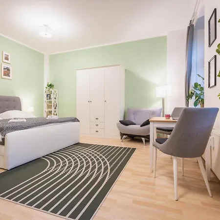 Greens - Ruhige Schoene 1rwhg Gut Gelegen Mit Balkon شقة دريسدن