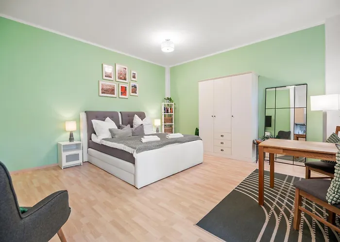 Апартаменты Greens - Ruhige Schoene 1rwhg Gut Gelegen Mit Balkon