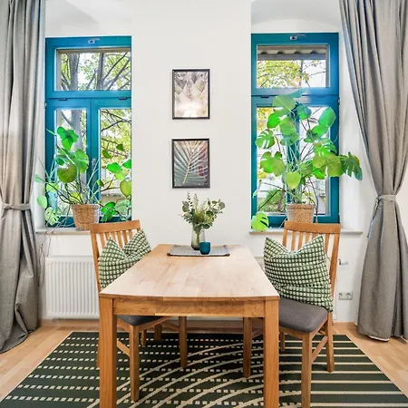 Апартаменты Greens - Ruhige Schoene 1rwhg Gut Gelegen Mit Balkon *