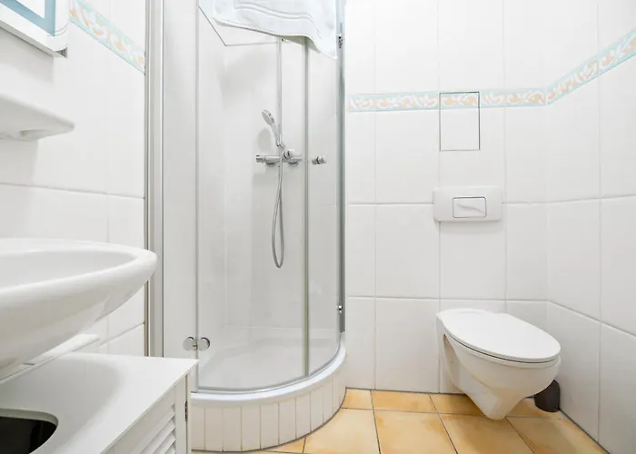 Apartman Greens - Ruhige Schoene 1rwhg Gut Gelegen Mit Balkon *